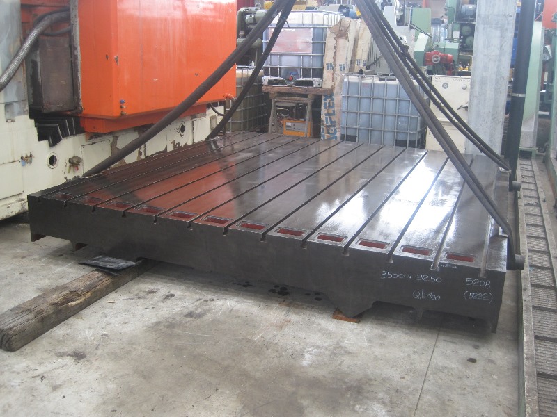 3500X3235 Piano con cave a T 